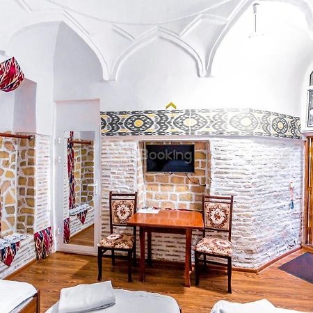 Okhun Madrasah15Th-16Th Century Hotel Bukhara Eksteriør billede